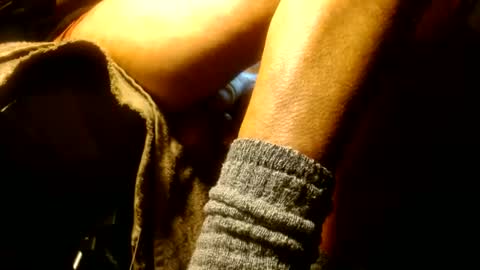 Snapshot of caughtnaked chatting on December 20, 2024, 5:51 pm caughtnaked online show from December 20, 2024, 5:51 pm