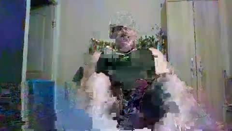 Snapshot of cawboy1992 chatting on January 4, 2025, 2:56 pm Im yours online show from January 4, 2025, 2:56 pm