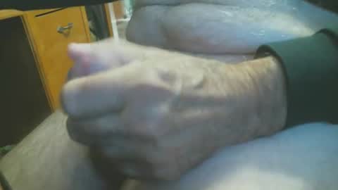 Snapshot of cczt154 chatting on November 7, 2025, 5:35 pm CCzt154 online show from November 7, 2025, 5:35 pm