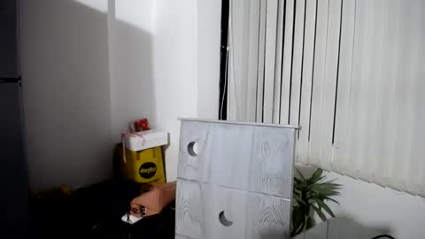 ceci online show from March 3, 2025, 1:53 am