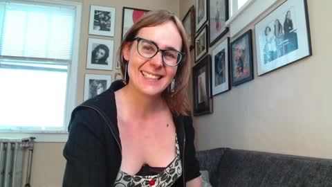 Cecily Saint Claire online show from February 6, 2025, 4:58 pm