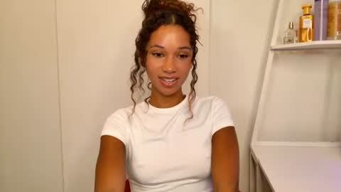 Snapshot of cedaya555 chatting on October 23, 2025, 11:57 pm CEDAYA555 online show from October 23, 2025, 11:57 pm