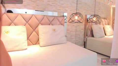 Snapshot of celene_midnight chatting on March 5, 2025, 7:06 pm CELENE online show from March 5, 2025, 7:06 pm