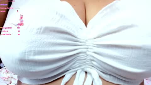 Celeste Lincon online show from January 3, 2025, 3:49 am