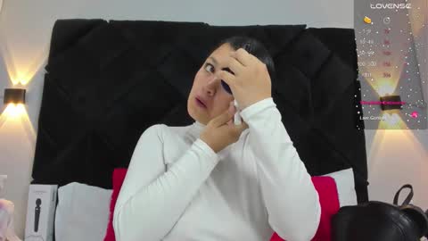 Snapshot of celeste_star0 chatting on November 5, 2025, 12:49 pm celeste star online show from November 5, 2025, 12:49 pm