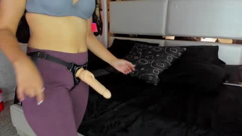 celeste_starsss online show from February 28, 2025, 12:43 am