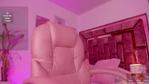 Snapshot of celestecute_ chatting on January 5, 2025, 10:29 pm Celeste   INSTAGRAM Celestecute 01 online show from January 5, 2025, 10:29 pm