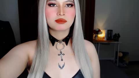 Snapshot of celestehollywood chatting on January 25, 2025, 9:04 am CELESTE IGYoshi Tian online show from January 25, 2025, 9:04 am