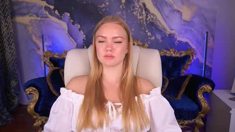 celestenoirr online show from September 24, 2025, 6:39 am