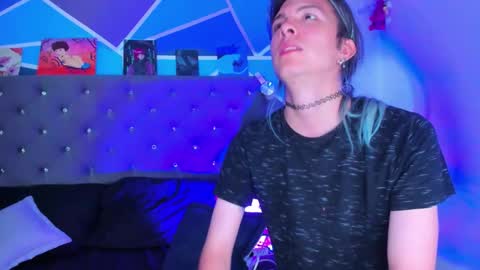 I am Valentinn online show from November 16, 2025, 1:44 am