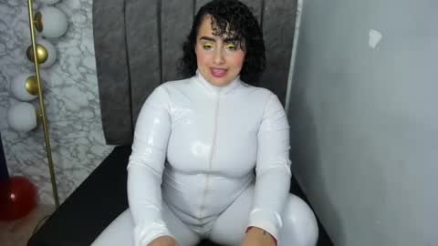       online show from December 13, 2024, 8:09 am