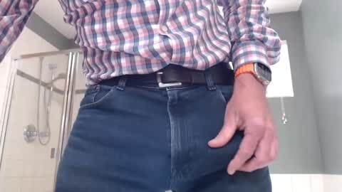 Snapshot of centerfield24 chatting on February 25, 2025, 8:41 pm Centerfield online show from February 25, 2025, 8:41 pm