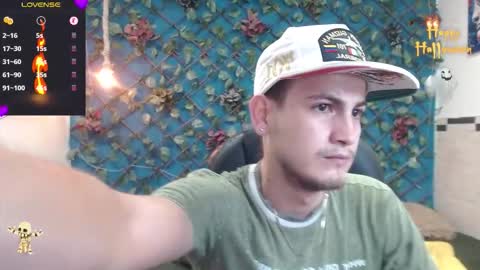 Ceroke online show from December 2, 2025, 11:48 am