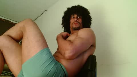 Snapshot of cesar_master_ chatting on November 8, 2025, 5:29 am cesar_master_ online show from November 8, 2025, 5:29 am