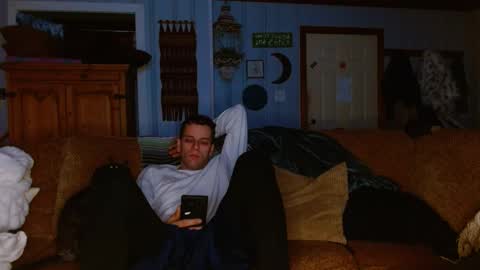 cguffey2284 online show from January 5, 2025, 5:09 am