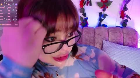 Snapshot of chaarlotte_1 chatting on February 3, 2025, 8:35 pm charlotte online show from February 3, 2025, 8:35 pm