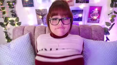Snapshot of chaarlotte_1 chatting on March 9, 2025, 7:05 pm charlotte online show from March 9, 2025, 7:05 pm