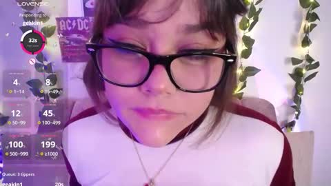 Snapshot of chaarlotte_1 chatting on November 22, 2025, 4:39 pm charlotte online show from November 22, 2025, 4:39 pm