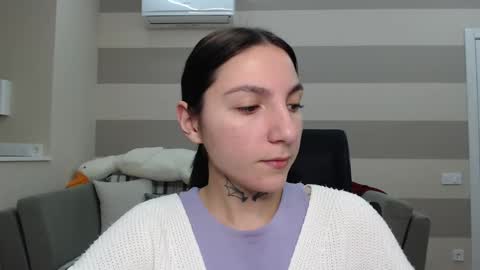 Kate online show from January 17, 2025, 5:53 am