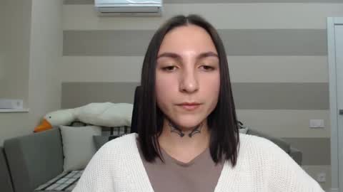 Kate online show from January 24, 2025, 1:57 pm