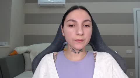 Kate online show from February 12, 2025, 6:51 am