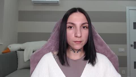 Kate online show from February 21, 2025, 10:17 am