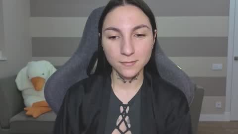 Kate online show from September 19, 2025, 6:37 am