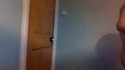 Snapshot of chambrss chatting on October 11, 2025, 8:18 pm chambrss online show from October 11, 2025, 8:18 pm