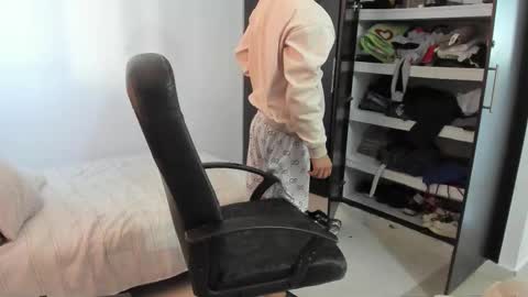 Kenji online show from September 9, 2025, 11:54 am