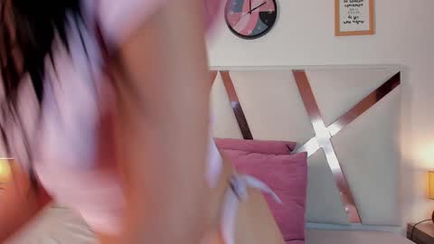 C H A N E L online show from February 3, 2025, 10:43 pm