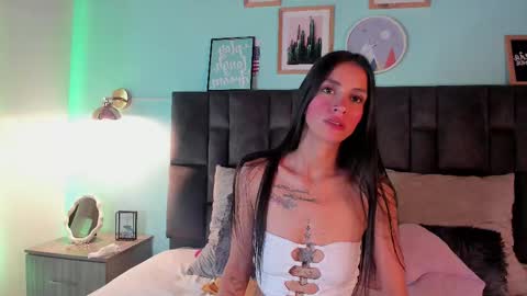 C H A N E L online show from March 6, 2025, 3:13 am