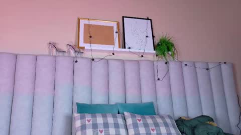 C H A N E L online show from October 7, 2025, 2:42 am