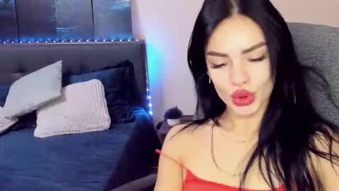 chaneljem online show from November 7, 2025, 8:58 am