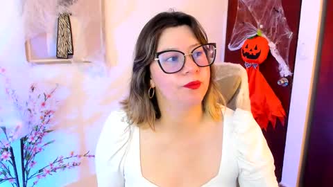 Snapshot of chanell_taylor_ chatting on October 17, 2025, 1:25 pm chanell online show from October 17, 2025, 1:25 pm