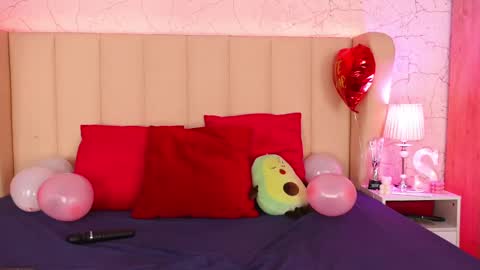 Snapshot of channelangeless chatting on February 13, 2025, 7:52 pm Channelangeless online show from February 13, 2025, 7:52 pm