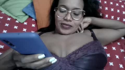 Snapshot of chantal99 chatting on February 25, 2025, 9:24 pm chantal99 online show from February 25, 2025, 9:24 pm
