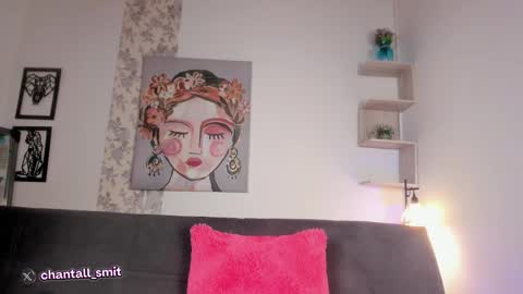 Snapshot of chantall_smith chatting on January 8, 2025, 5:26 pm online show from January 8, 2025, 5:26 pm