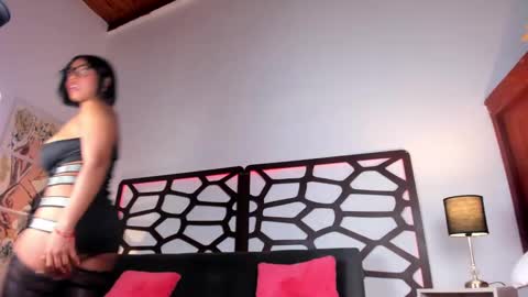 Snapshot of chantall_smith chatting on January 15, 2025, 7:23 pm online show from January 15, 2025, 7:23 pm