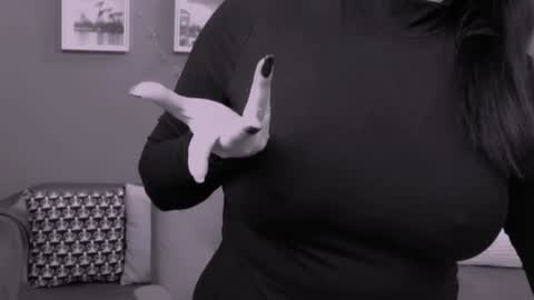 The Queen online show from January 26, 2025, 10:02 am