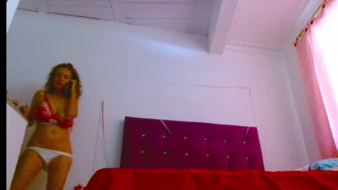 Snapshot of chantalsemenova2023 chatting on January 14, 2025, 6:49 pm chantal sweety and horny latina for u online show from January 14, 2025, 6:49 pm