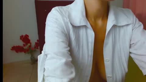 Snapshot of chantalsemenova2023 chatting on January 26, 2025, 9:51 pm chantal sweety and horny latina for u online show from January 26, 2025, 9:51 pm