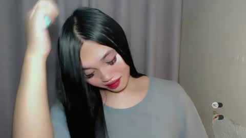 Snapshot of chantelle_fuckdoll chatting on December 7, 2024, 9:22 pm CHANTELLE online show from December 7, 2024, 9:22 pm