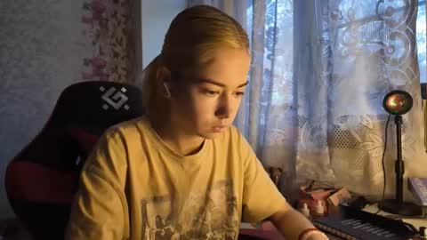 Nancy online show from October 31, 2025, 7:31 am