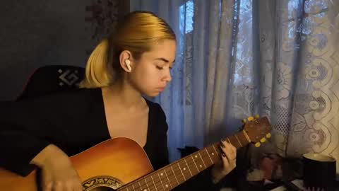 Nancy online show from November 4, 2025, 7:29 am