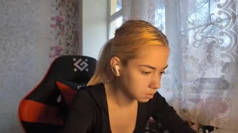 Nancy online show from November 5, 2025, 7:41 am