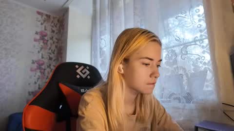 Nancy online show from November 13, 2025, 8:02 am