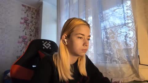 Nancy online show from November 17, 2025, 7:47 am