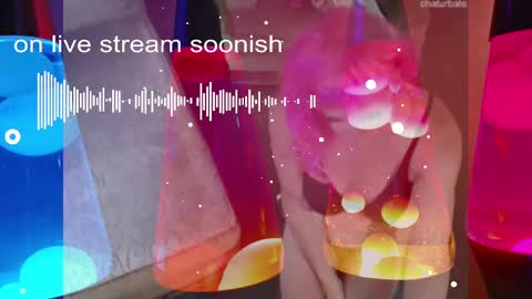 Snapshot of charli_girl chatting on January 1, 2025, 2:41 am Charli online show from January 1, 2025, 2:41 am