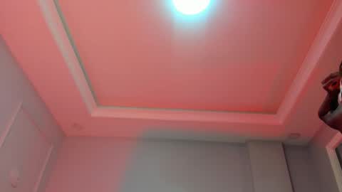    online show from October 31, 2025, 11:22 am