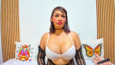 Snapshot of charlize_aniston2 chatting on October 7, 2025, 1:47 am Charlize online show from October 7, 2025, 1:47 am